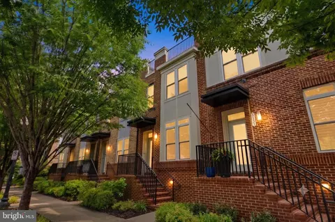 1149 S Monroe St, Arlington, VA 22204
