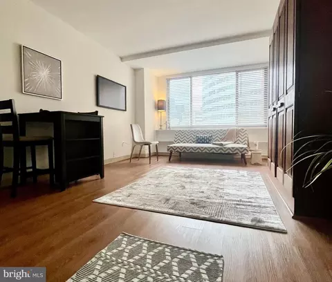 1121 Arlington Blvd #508, Arlington, VA 22209
