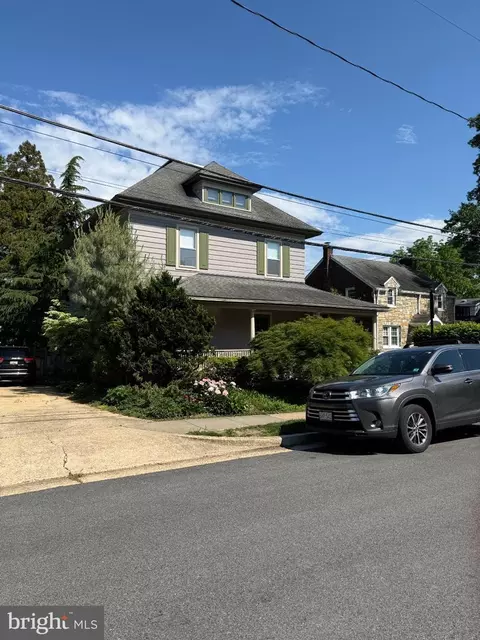 1233 N Utah St, Arlington, VA 22201