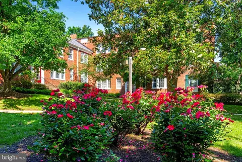 1811 Key Blvd #532, Arlington, VA 22201