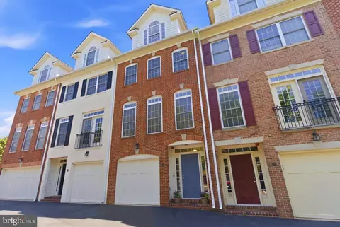 772 N Wakefield St, Arlington, VA 22203
