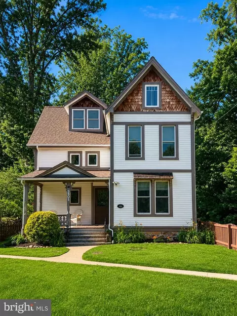 5501 3rd St S, Arlington, VA 22204