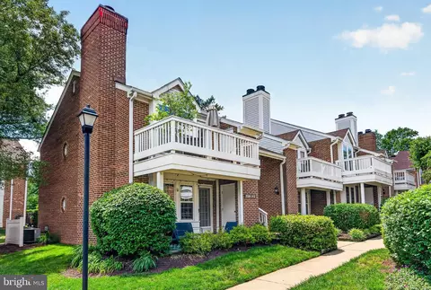 2584 S B S Arlington Mill Dr #2, Arlington, VA 22206