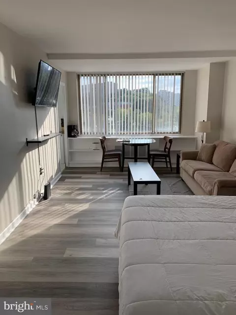 1121 Arlington Blvd #734, Arlington, VA 22209