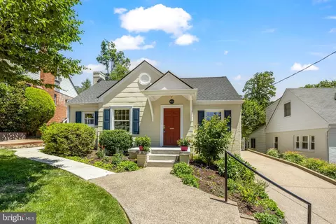 875 N Kentucky St, Arlington, VA 22205