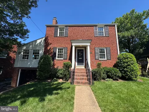 1059 N Montana St, Arlington, VA 22205