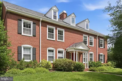3479 S Stafford St #B1, Arlington, VA 22206