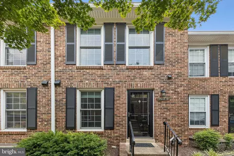 2544 S Arlington Mill Dr # -D, Arlington, VA 22206