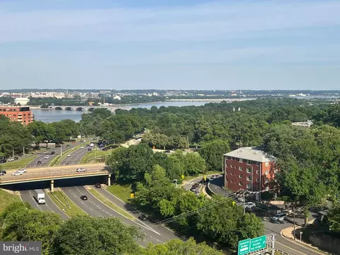 1600 N Oak St #1119, Arlington, VA 22209