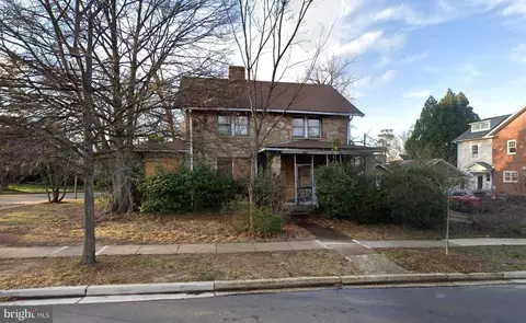2915 Key Blvd, Arlington, VA 22201