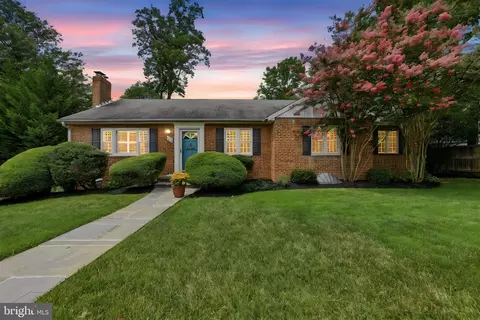 6719 Williamsburg Blvd, Arlington, VA 22213