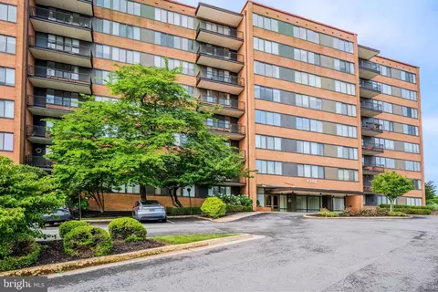 4390 Lorcom Ln #102, Arlington, VA 22207