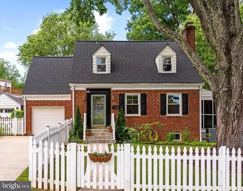 6119 Washington Blvd, Arlington, VA 22205
