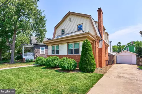 255 N Bryan St, Arlington, VA 22201
