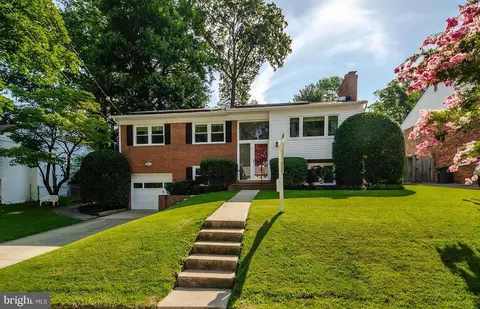 971 N Rochester St, Arlington, VA 22205