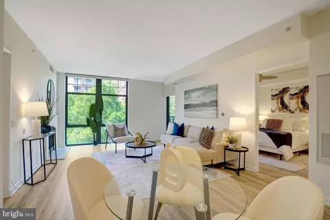 1021 N Garfield St #507, Arlington, VA 22201