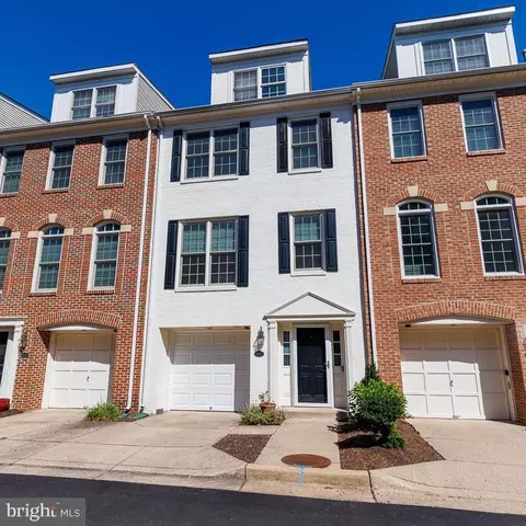 504 N J N Thomas St #J, Arlington, VA 22203