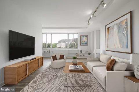 1111 Arlington Blvd #707, Arlington, VA 22209