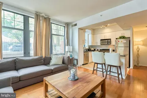1021 N Garfield St #109, Arlington, VA 22201