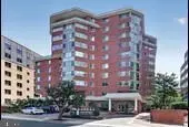 1001 N Vermont St #811, Arlington, VA 22201