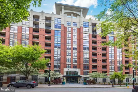 1021 N Garfield #327, Arlington, VA 22201