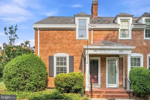 3574 S Stafford St, Arlington, VA 22206