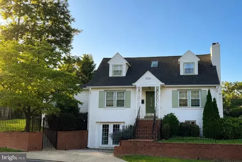 5501 11th St N, Arlington, VA 22205