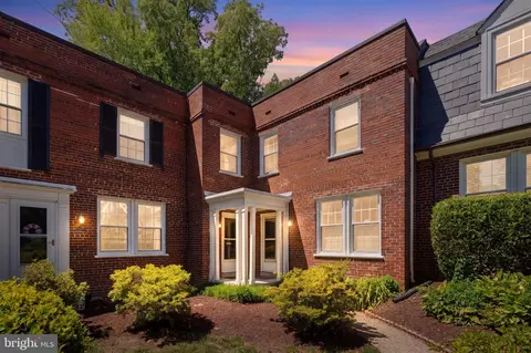 2600 16th St S #728, Arlington, VA 22204