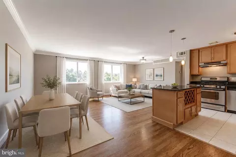 2016 N Adams St #408, Arlington, VA 22201