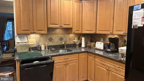 4610 4th Rd N, Arlington, VA 22203