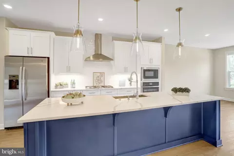 820 S Greenbrier St, Arlington, VA 22204