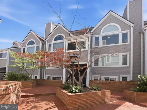 5548 Langston Blvd #43-E, Arlington, VA 22207