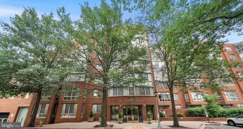 1045 N Utah St #2-501, Arlington, VA 22201