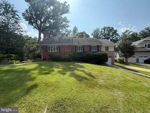 2616 N Upland St, Arlington, VA 22207