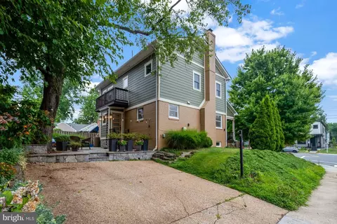 2000 N George Mason Dr, Arlington, VA 22205