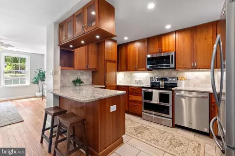 2941 S Columbus St #A2, Arlington, VA 22206