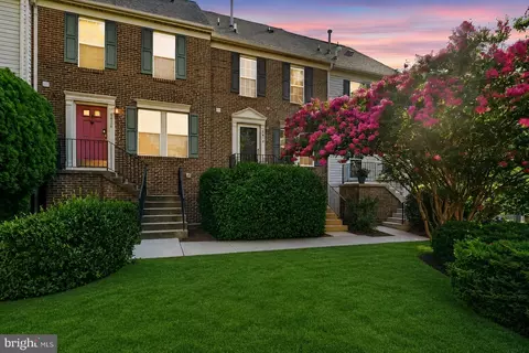 3019 22nd St S, Arlington, VA 22204
