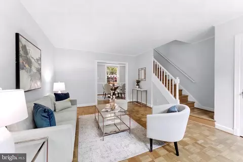 1401 S Edgewood St #498, Arlington, VA 22204