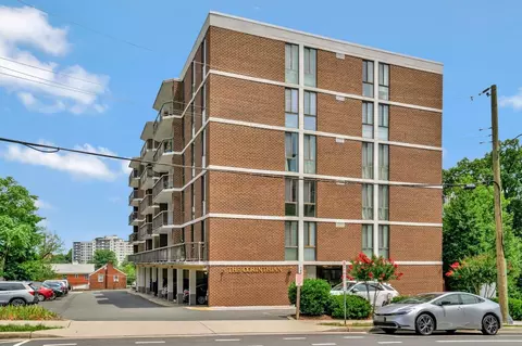 1401 N Rhodes St #301, Arlington, VA 22209