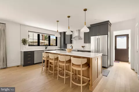 4407 20th Rd N, Arlington, VA 22207