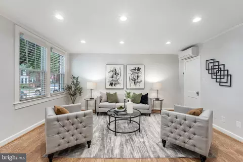 2600 16th St S #687, Arlington, VA 22204
