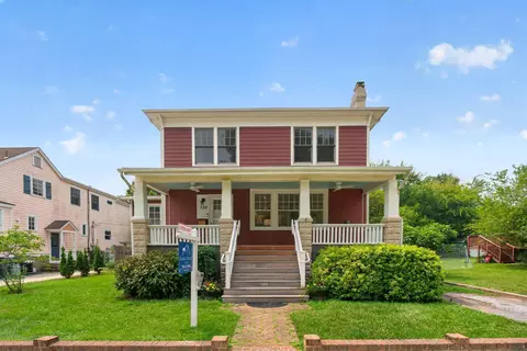 724 N Ivy St N, Arlington, VA 22201