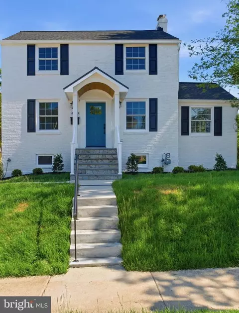 4963 34th St N, Arlington, VA 22207
