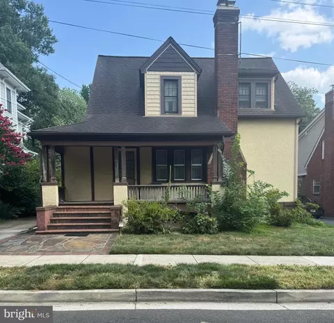 4822 25th St N, Arlington, VA 22207