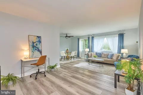 3601 5th St S #210, Arlington, VA 22204
