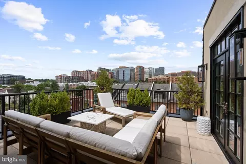 1700 Clarendon Blvd #158, Arlington, VA 22209