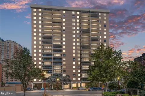 3800 Fairfax Dr #102, Arlington, VA 22203