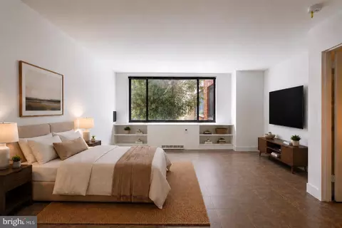 1111 Arlington Blvd #112, Arlington, VA 22209