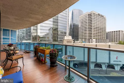 1881 N Nash St N #301, Arlington, VA 22209