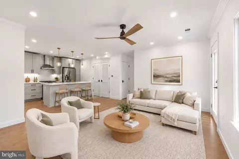 1201 N Quinn St #101, Arlington, VA 22209